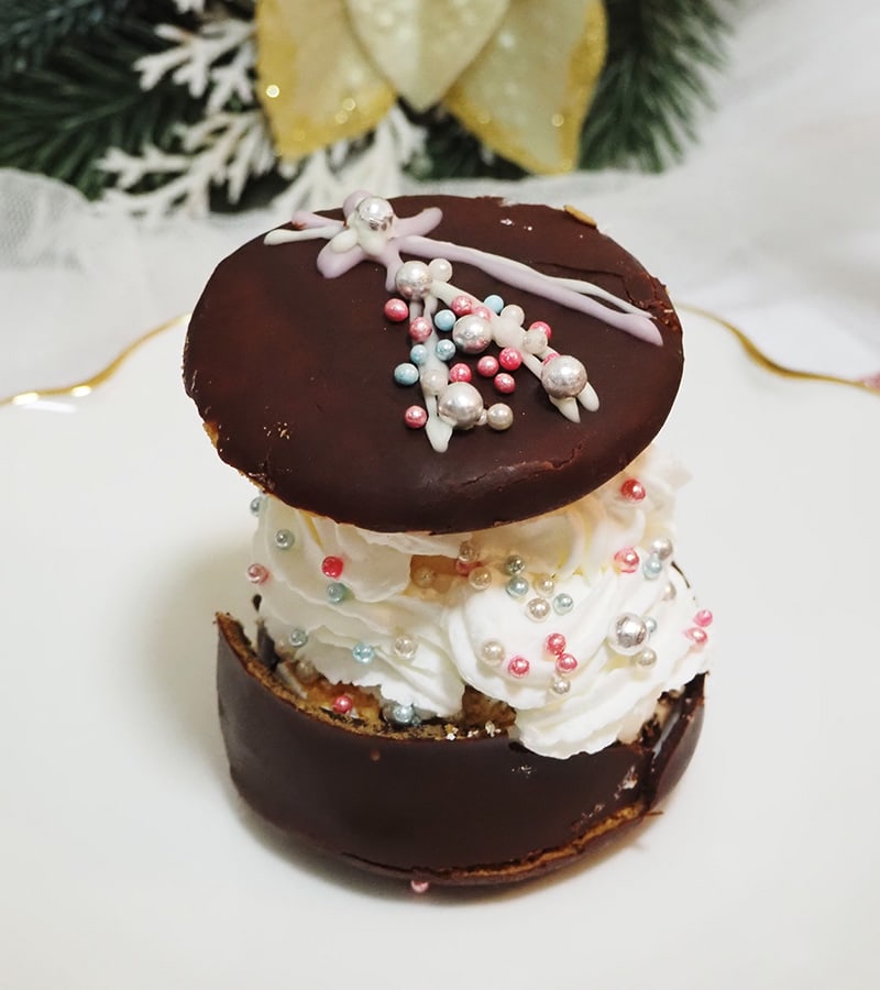 クリームたっぷり生チョコパイケーキ