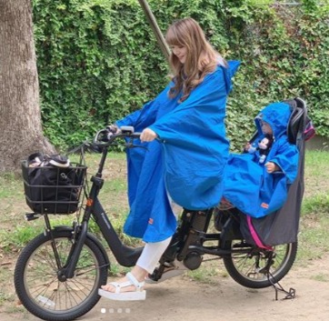 雨の日の自転車も怖くない カルガモットポンチョ 大人用 幼児用 モニターママの口コミ ママノワ