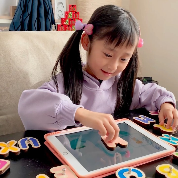 自宅学習にも遊びにも！アプリを使ったモンテッソーリ知育玩具「スマートレターズ」モニターママの口コミ！