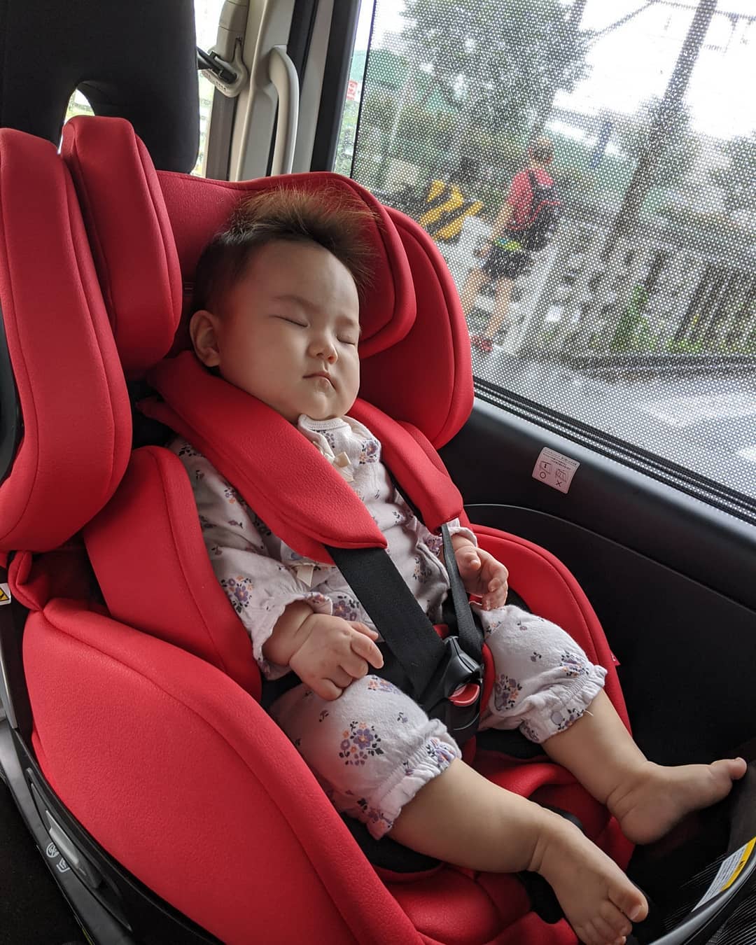 人気商品ランキング 小西タイヤ  店チャイルドシート 新生児〜4才頃 レカロ サリア スポーティレッド 赤 RECARO Salia 