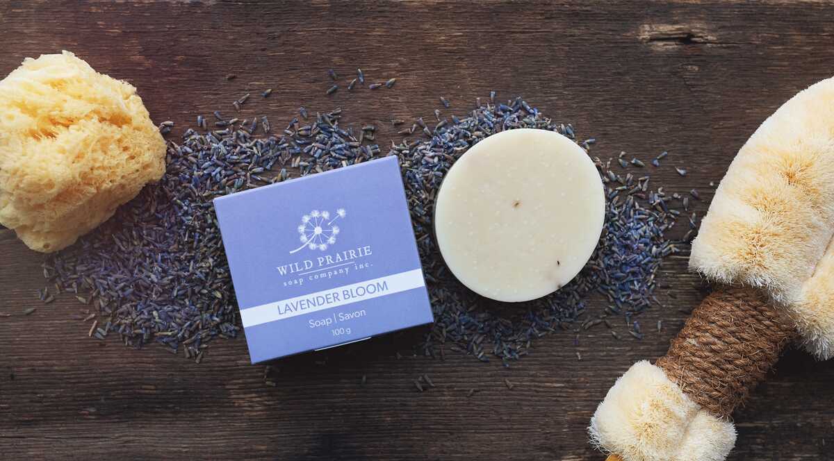 プレゼント！天然由来成分100%！手づくり石けん♪Wild Prairie Soap「ラベンダーブルーム」